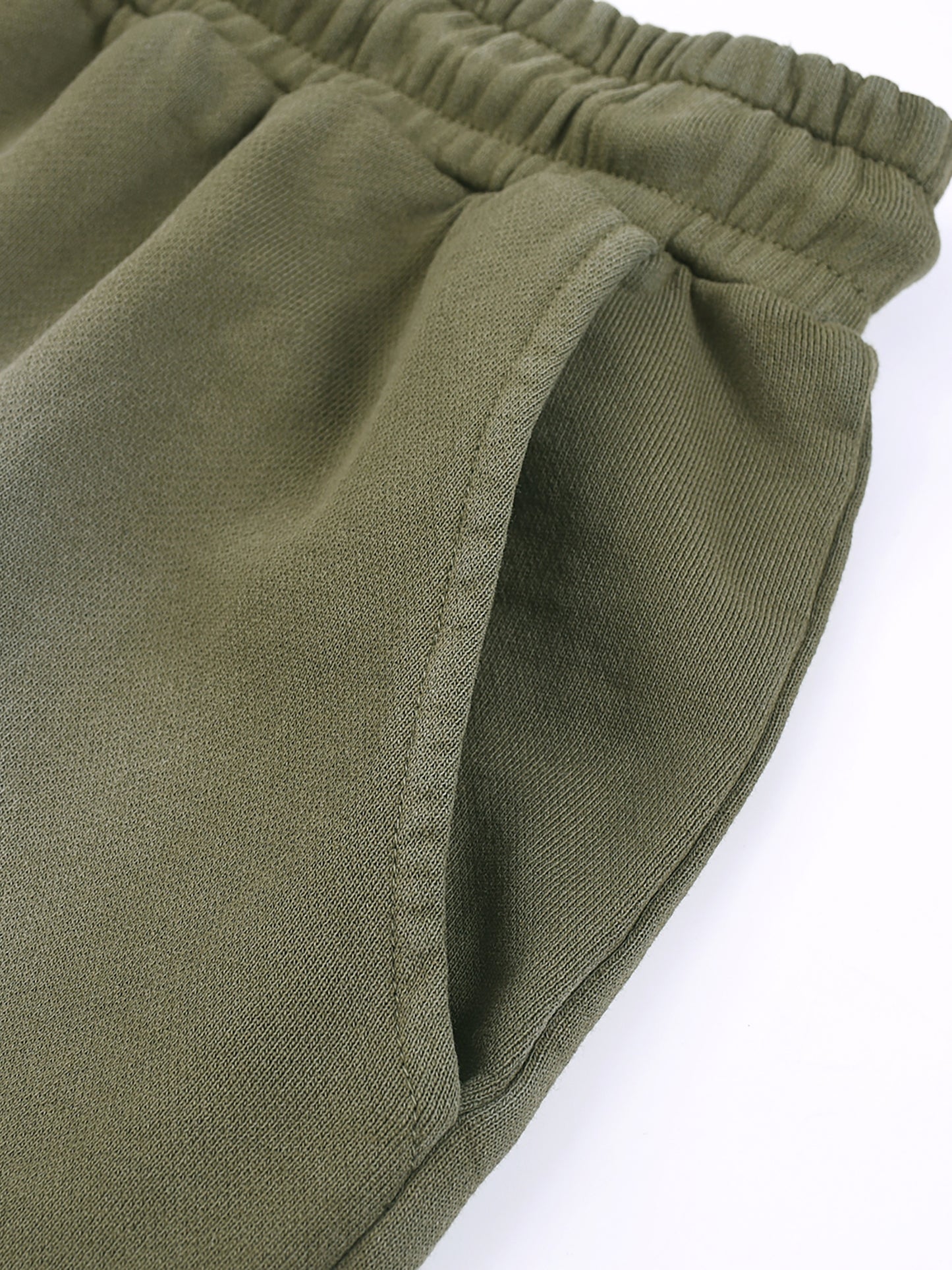 Shorts Lavados con Parche Rectangular